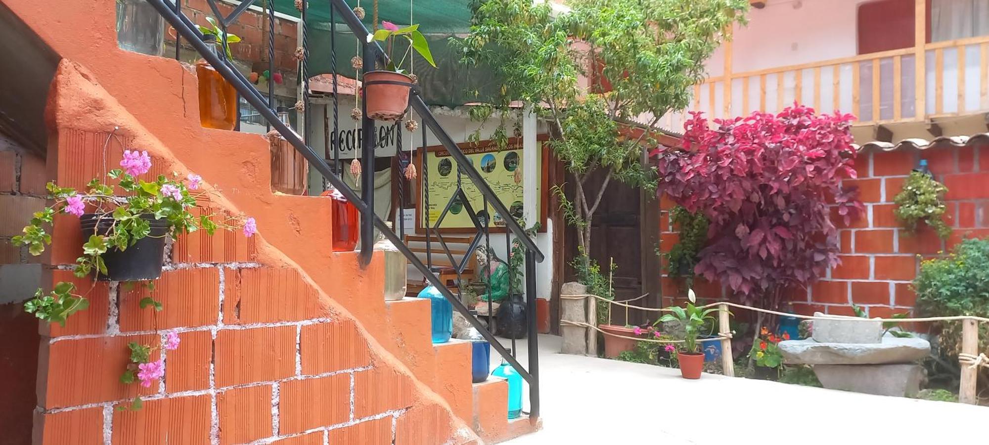 Hostal Raymi Ollantaytambo Eksteriør billede